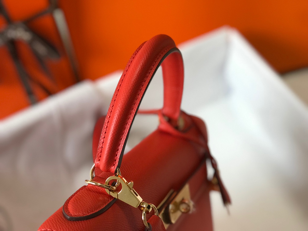 Hermes Kelly 32cm Handbag Shoulder Bag in Red Epsom Leather